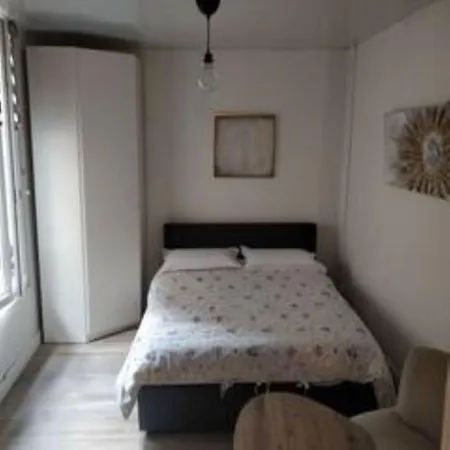 Hyper-centre Proche De Toutes Commodites *